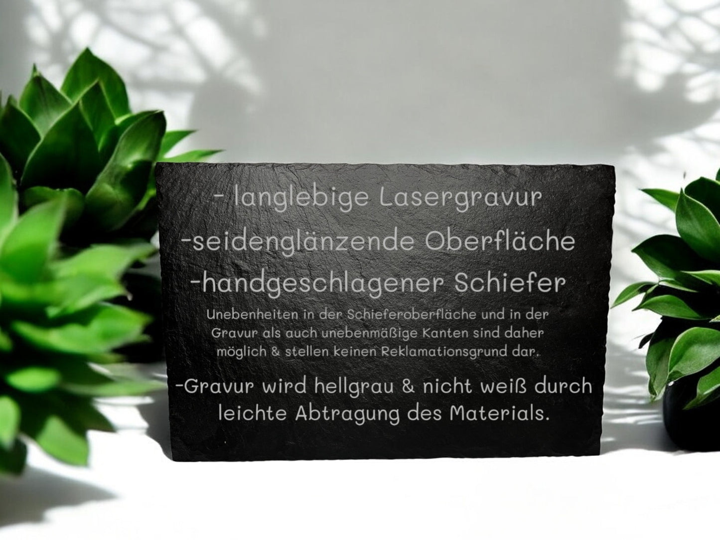gravierte Schieferplatte mit Personalisierungsdaten und Wunschtext - Motiv: Löwe