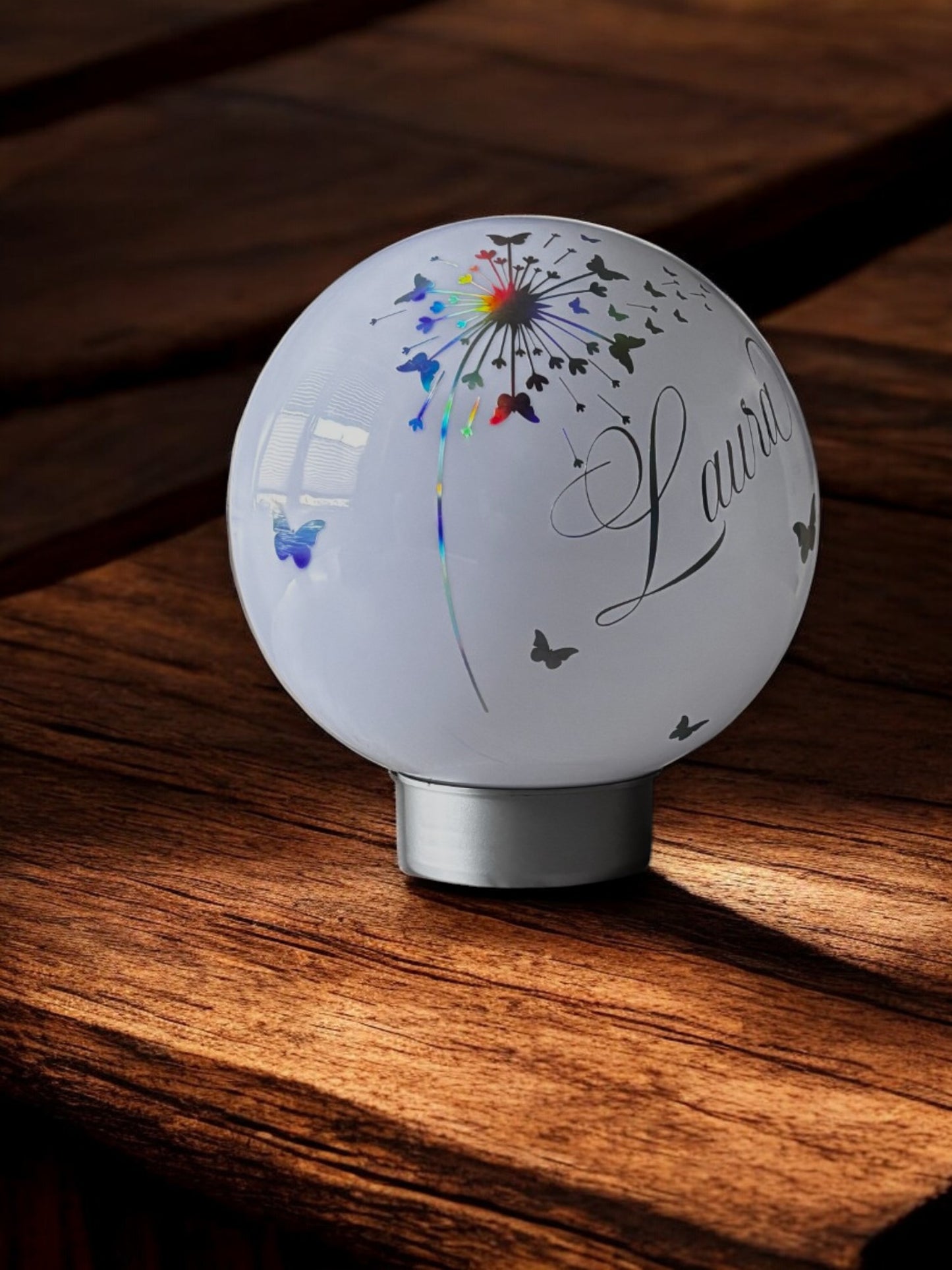 personalisierte Solarkugel - RGBW - Motiv: Pusteblume mit Schmetterlingen HOLOGRAMM