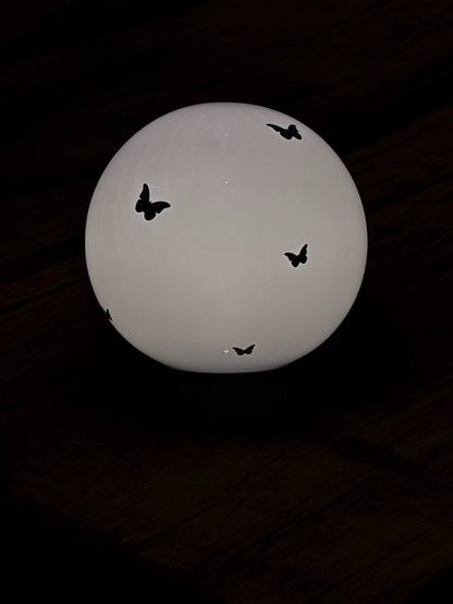 personalisierte Solarkugel - RGBW - Motiv: Pusteblume mit Schmetterlingen HOLOGRAMM