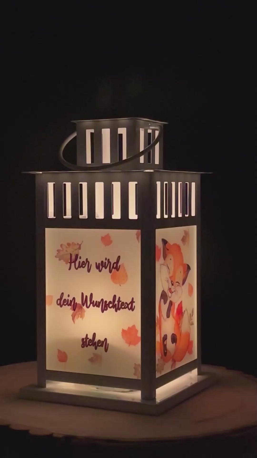 Entdecke unsere personalisierte Grablaterne mit einem niedlichen Fuchsmotiv!