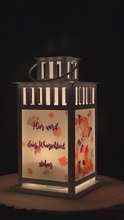 Entdecke unsere personalisierte Grablaterne mit einem niedlichen Fuchsmotiv!